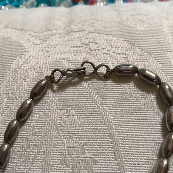 Turquoise and silver necklace - Picture 3 of 6